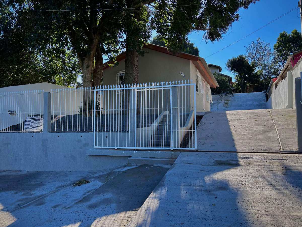 Casa à venda em Alvorada, Aparecida, com 2 quartos, 60m² - Jonathan Correa - Corretor de Imóveis